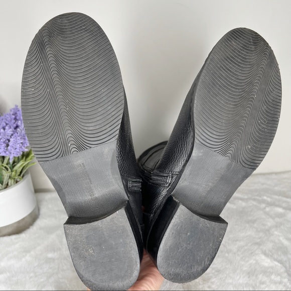 Gentle Souls by Kenneth Cole 3 Buckle Mid-Calf Black Leather Boots in Size 8.5 - Picture 5 of 10